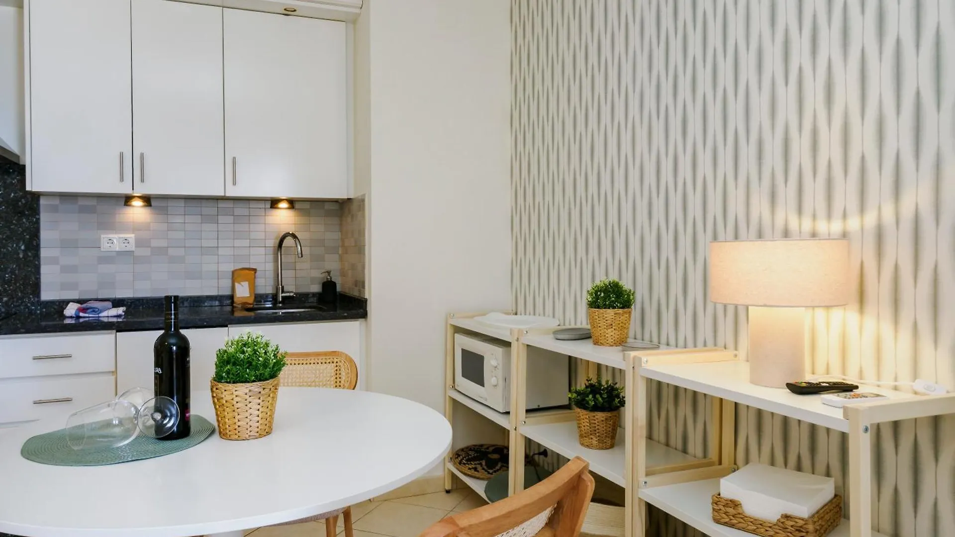 Increible Estudio En Puerto De Cabopino Marbella Apartmán