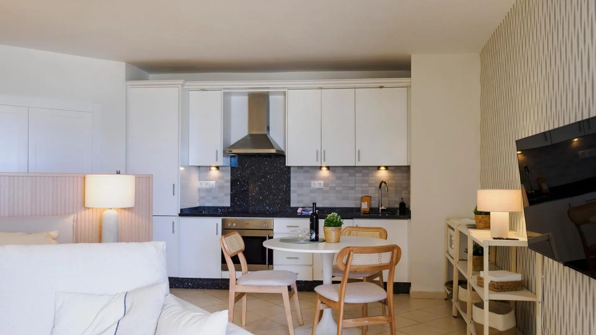 Increible Estudio En Puerto De Cabopino Marbella Španělsko