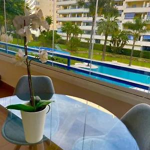  Apartamento With Private Bathroom In Shared